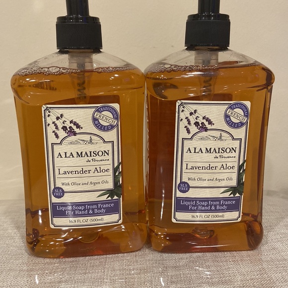 Lot of 2 A La Maison Scented Liquid Soap - 16.9 oz - Picture 2 of 5